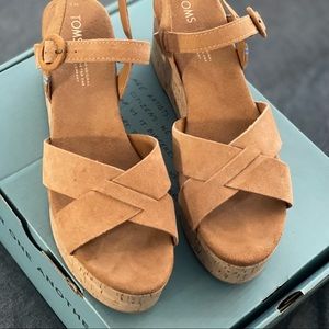 Toms Willow caramel brown suede wedge sandal.